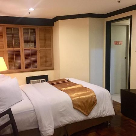 Lourdes Suites Makati City Exterior foto