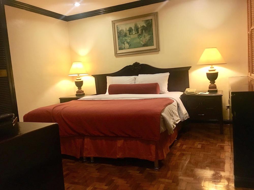 Lourdes Suites Makati City Exterior foto