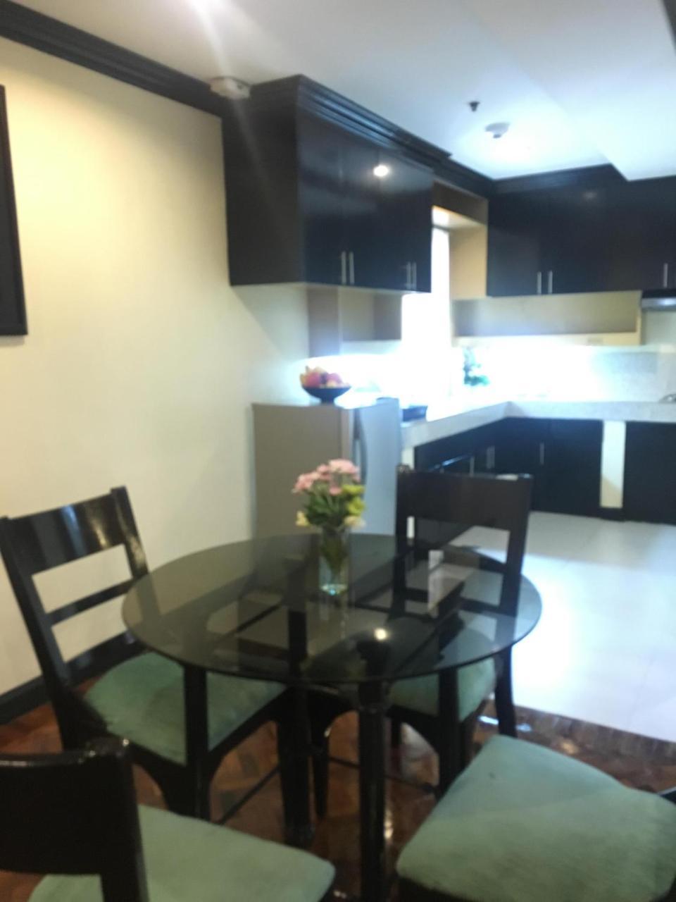 Lourdes Suites Makati City Exterior foto
